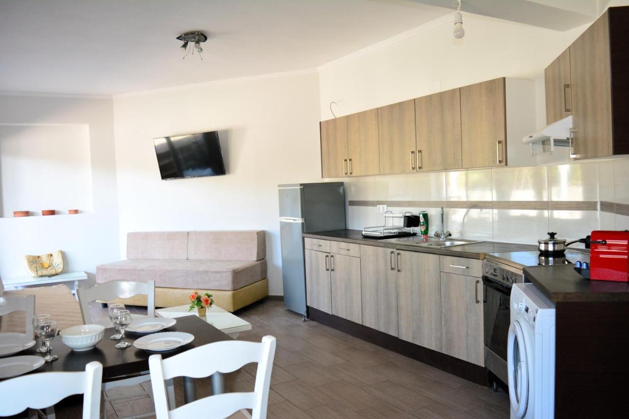 Tarmaros Apartments Szíszi Kültér fotó